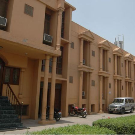 Hotel The Shubham Vrindāvan Zewnętrze zdjęcie